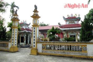 Chuyện những dòng họ “khoa bảng' (Kỳ 2): Tài nghiên bút của họ Hồ