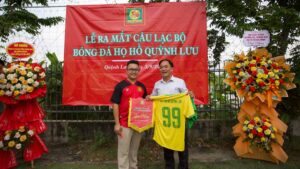 Lễ Ra Mắt Câu Lạc Bộ Bóng Đá Họ Hồ Quỳnh Lưu Lễ Ra Mắt Câu Lạc Bộ Bóng Đá Họ Hồ Quỳnh Lưu