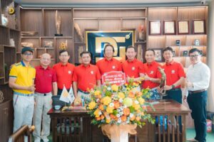 Dgroup Holdings chào đón đoàn Doanh Nhân Họ Hồ nhân ngày Doanh Nhân Việt Nam