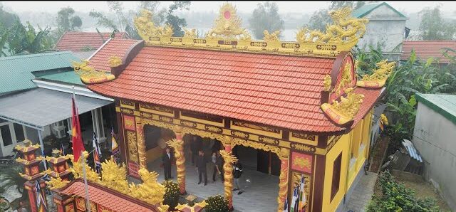 Nhà thờ họ Hồ làng Hạ Lang Huế