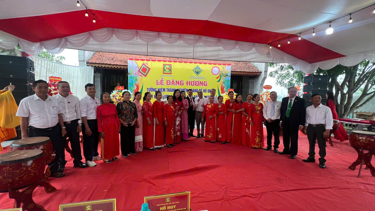 LỄ DÂNG HƯƠNG TƯỞNG NIỆM THÁNH NGUYỄN HOÀNG ĐẾ HỒ QUÝ LY NĂM 2026